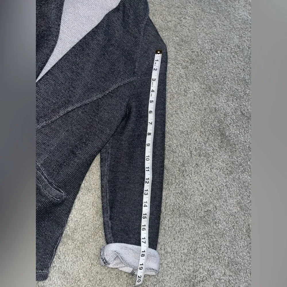 Blazer - Picture 5 of 6